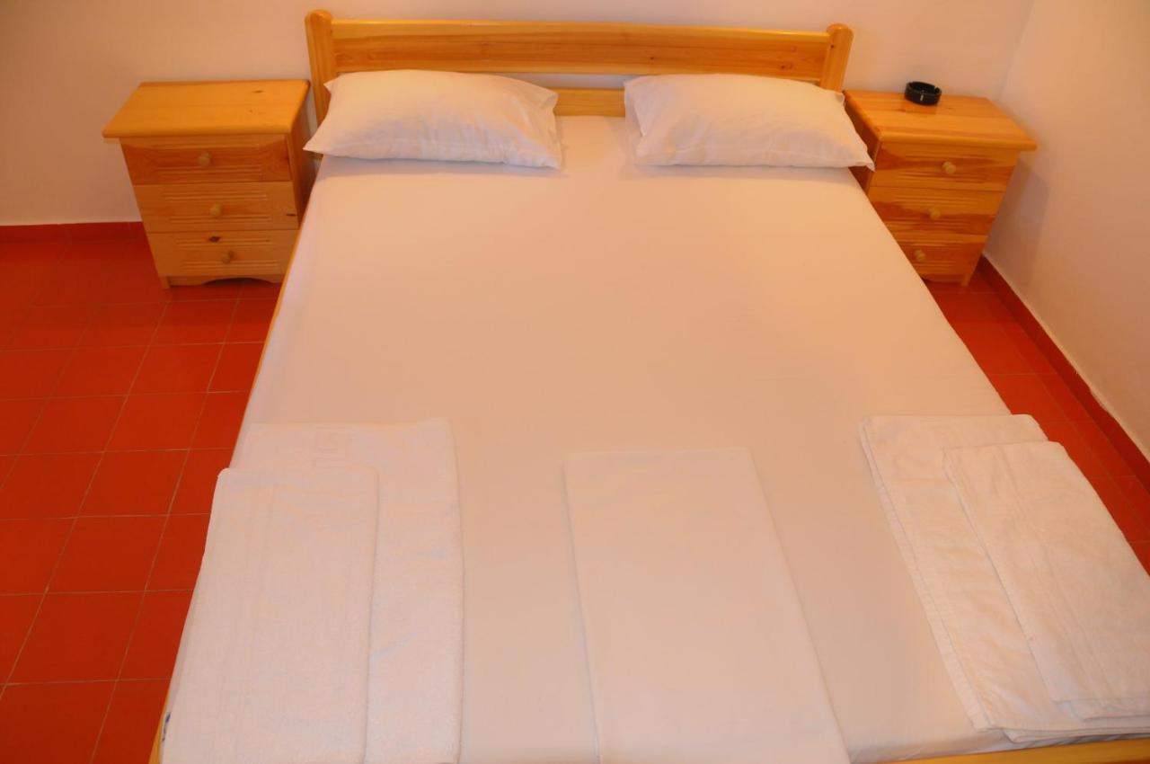 Asprogerakata Chalikias Rooms מראה חיצוני תמונה
