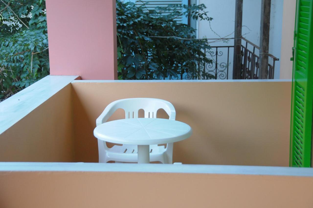 Asprogerakata Chalikias Rooms מראה חיצוני תמונה