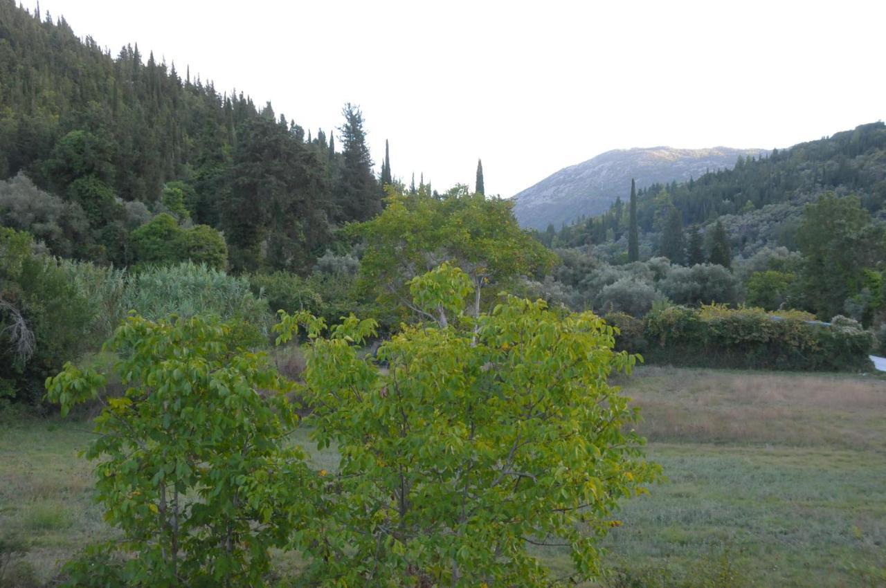 Asprogerakata Chalikias Rooms מראה חיצוני תמונה