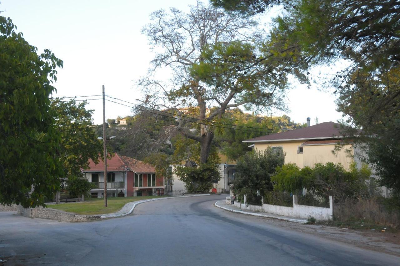 Asprogerakata Chalikias Rooms מראה חיצוני תמונה