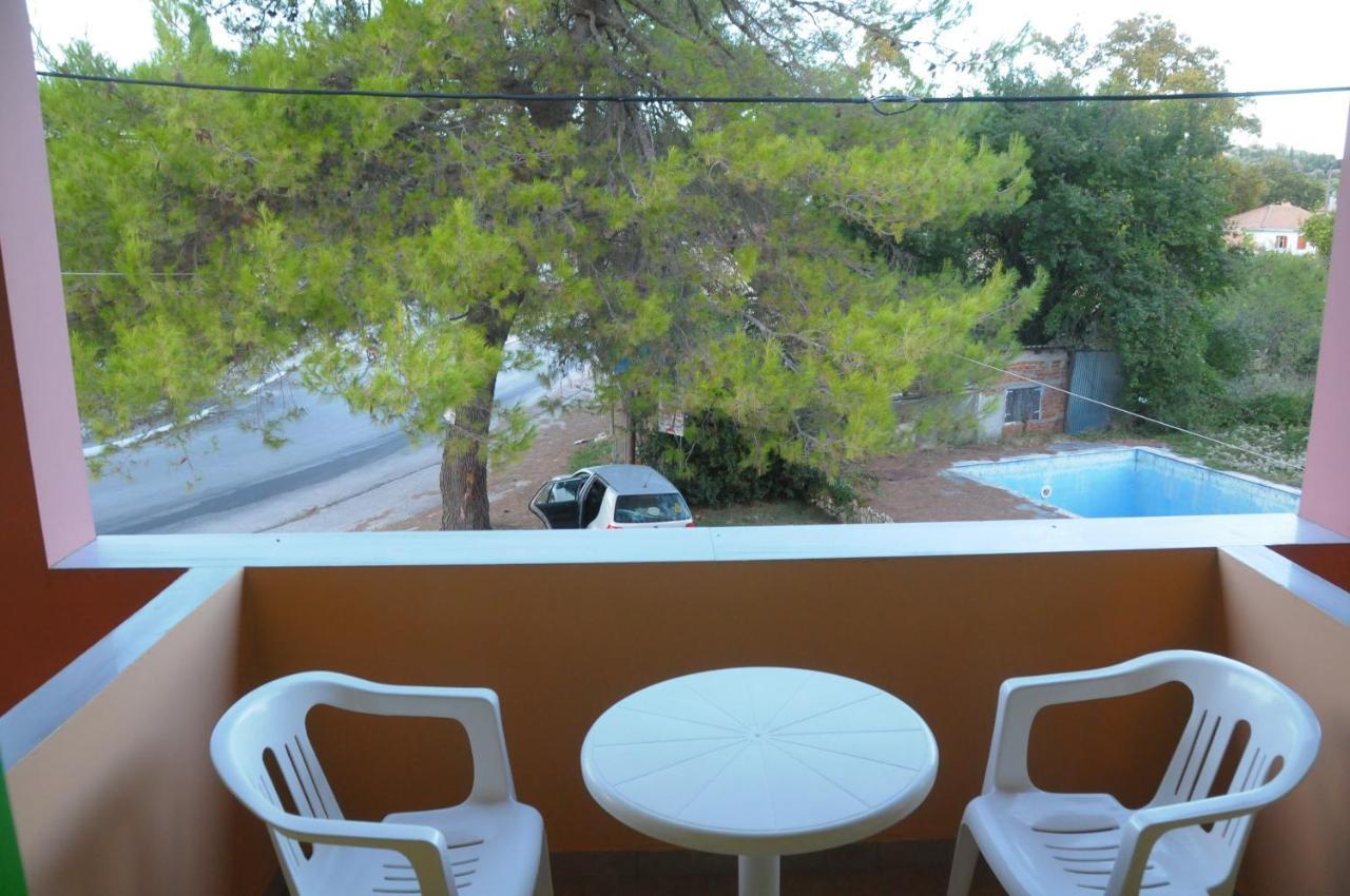 Asprogerakata Chalikias Rooms מראה חיצוני תמונה